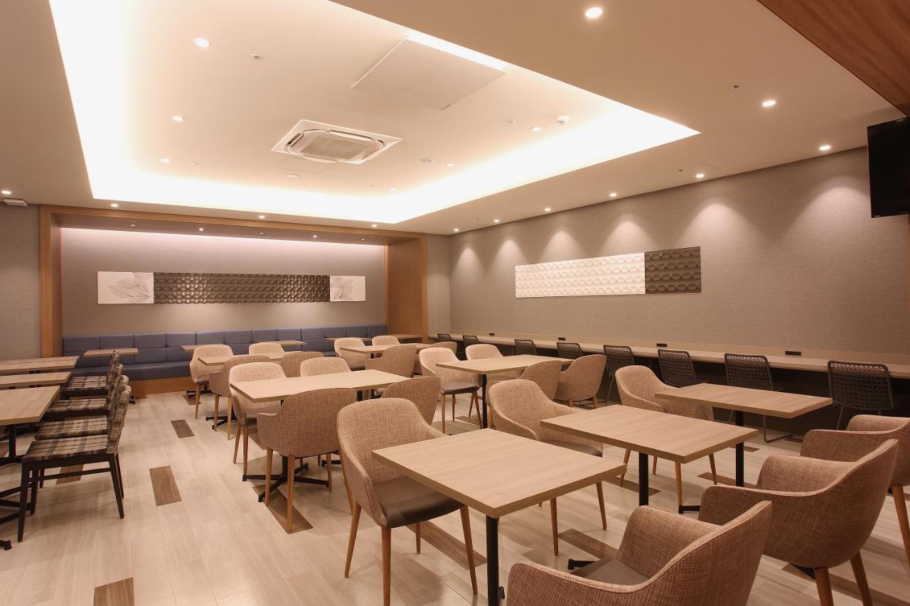 Sapporo Washington Hotel Plaza Екстериор снимка